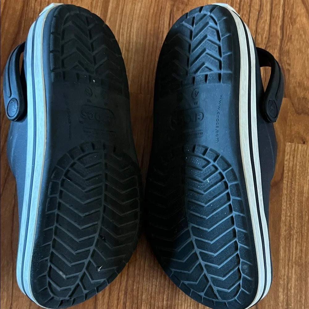 CROCS Kids Black and Tan Sandals - Picture 4 of 5